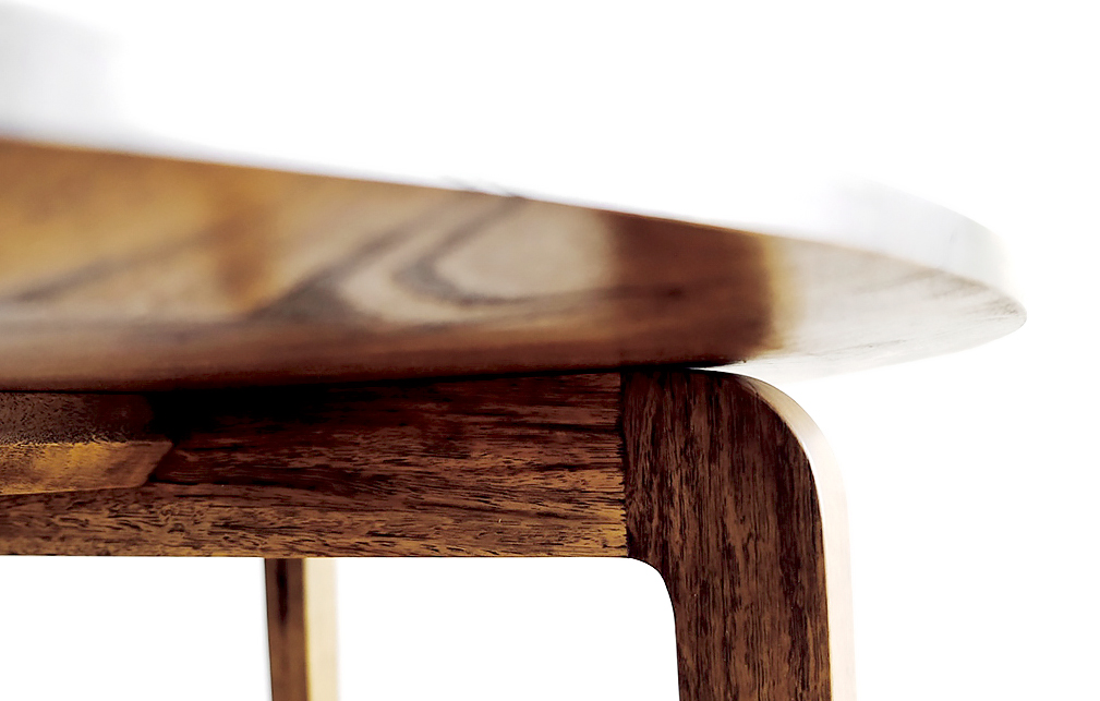 RONDI Table &copy;Fitzroy Klee 2016